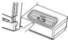 KENWOOD C717DV - Zum Entfernen des iPod Dock-Adapters - 1