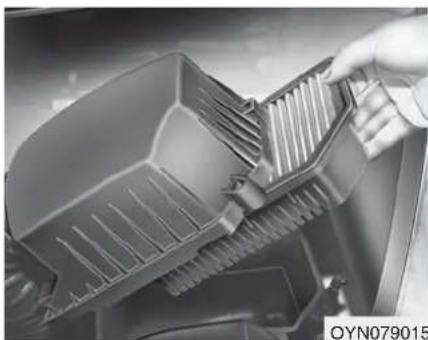 HYUNDAI IX20 (2015) - Remplacement du filtré - 1