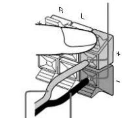 SONY MHCRX100AV - Posicionamento das colunas de altifalantes - 8