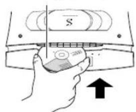 JVC VSDT9R - Steek een CD in de laadsleuf, met de labelkant maar voren of� boven gericht zoals afgebeeld hieronder. - 2