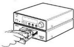 DENON DF100MC - ■Loading discs in the disc tray - 1