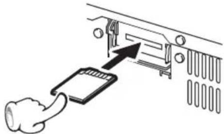 KENWOOD K501USB - Insérez la nouvelle carte mémoire. - 1