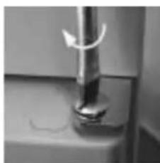 DOMETIC RM 7361 - Changement de la plaque de decoration - 7