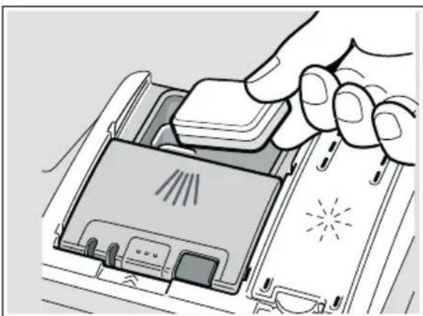 BOSCH SHE3AR75UC - Ajout de détergent - 2