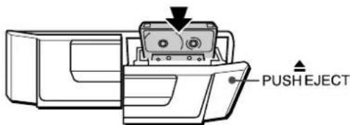 AIWA CXNAJ54 - Insérer la cassette à enregistrer dans la platine 2. - 1