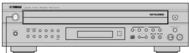 YAMAHA CDC585 - Einlegen und Herausnehmen der CDs - 1