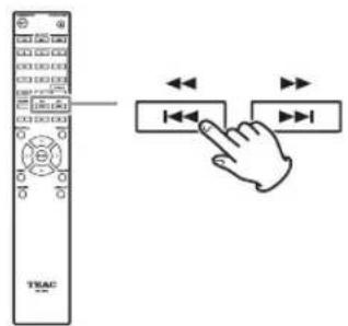 TASCAM CD240 - Utilizez les touches de saut (1-1/▶▶1) pour selectionner un fjichier. - 1