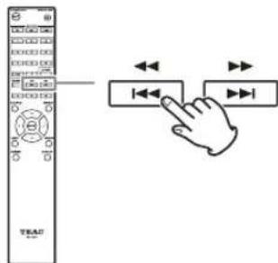 TASCAM CD240 - Appuyez sur la touche Lecture () - 2