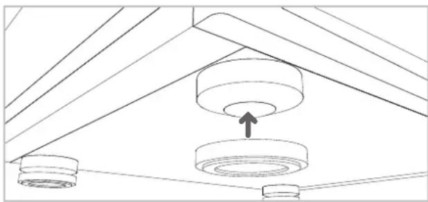 NAD M22 - INSTALLATION DES PATTES - 1