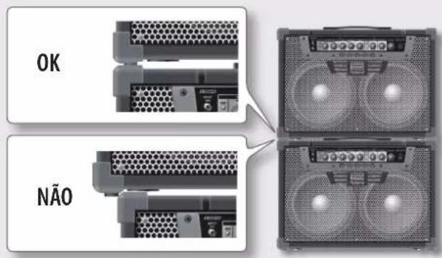 ROLAND GA112 - Como empilhar os amplificadores - 1