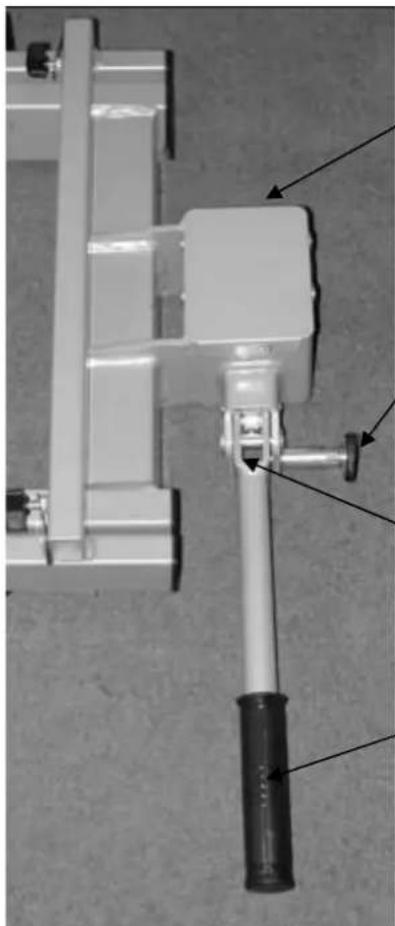 Pro-User Saffier IVqc 91723 - MONTAGE DU PORTE-VELOS SUR L'ATTACHE-REMORQUE - 1