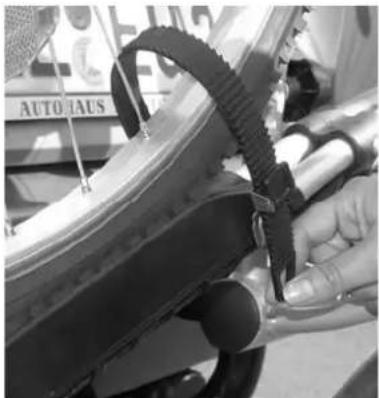 Pro-User Jade 91528 - MOUNTING OF THE BIKES ON THE BIKE CARRIER - 6