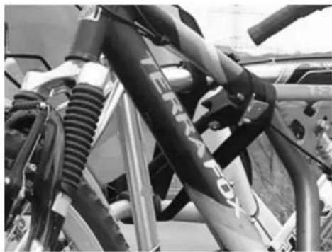 Pro-User Jade 91528 - MOUNTING OF THE BIKES ON THE BIKE CARRIER - 7