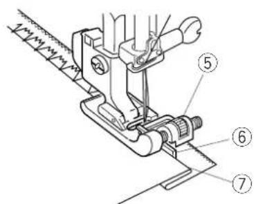 JANOME 625E Sewist - Installation du pied à semelle étroite - 10