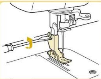 BABY LOCK Quilters Choice Professional BLQP - Changement du pied-de-biche (Pied pour fermeture à glissière) - 1