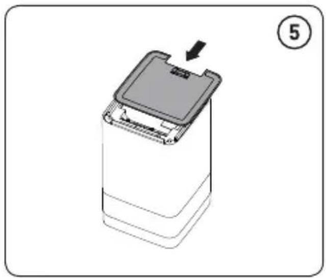 PURE Pop Midi - Changing Pop Midi's removable sleeve - 5
