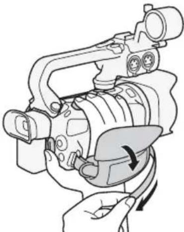 CANON XA35 - Attachez la sangle de poignée. - 1
