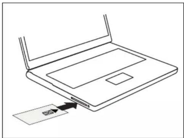 FUJITSU LifeBook T725 - InsérerlaSmartCa rd - 2