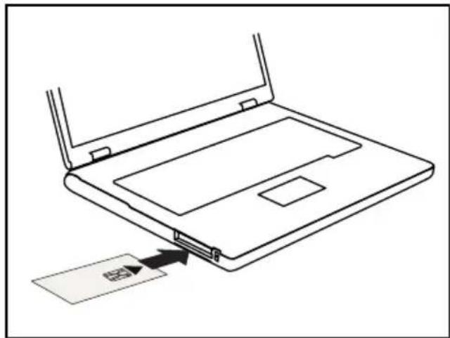 FUJITSU Lifebook E751 - InsérerlaSmartCard - 2