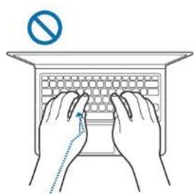 SAMSUNG ATIV Book 9 Style - Bras et mains - 4