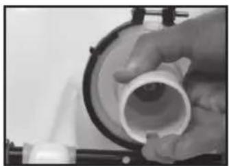 Chapin 61808 - DISASSEMBLING AND REPAIRING THE PISTON PUMP - 2