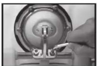 Chapin 63900 - DISASSEMBLING AND REPAIRING OR REPLACING THE PUMP ASSEMBLY - 2