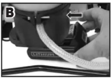 Chapin 63980 - INSTALLING AND REMOVING THE BATTERY PACK FROM THE SPRAYER - 1