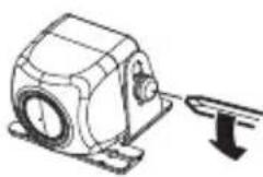 KENWOOD CMOS320 - De camera inbouwen/de camerahoek afstellen - 1