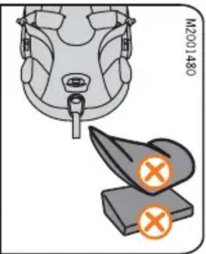 STOKKE iZi Go X1 - Spänna fast barnet i Stokke® iZi Go™ by BeSafe® - 4