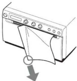 SONY UPD898MD - Découper avec le massicot inférieur - 1
