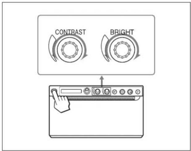 SONY UPX898MD - Réglage du contraste et de la luminosité - 1