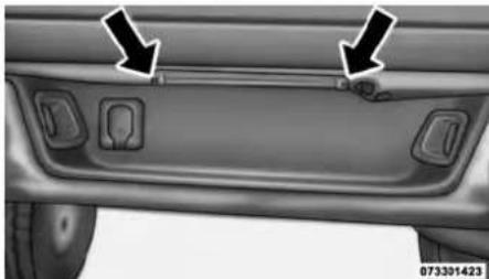 RAM 3500 (2016) - Barre de feu desposition arriere (modules a roues arriere jumeles) - selon I'equipement - 1