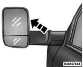 RAM 3500 (2016) - Rétroviseurs de traction de remorque - selon l'équipement - 1