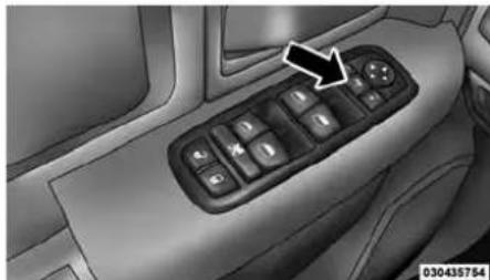 RAM 3500 (2016) - Rétroviseurs extérieurs rabattables à commande électrique pour vehicules de série et attelage de remorque - selon l'équipement - 1