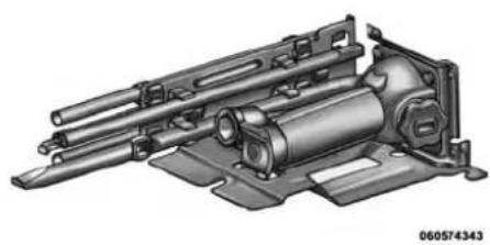 RAM 3500 (2016) - Dépose du cric et des outils (séries 2500 et 3500) - 3