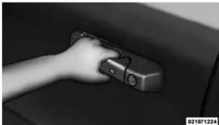 RAM 3500 (2016) - AVANT DE DEMARRER VOTRE VEHICULE - 1