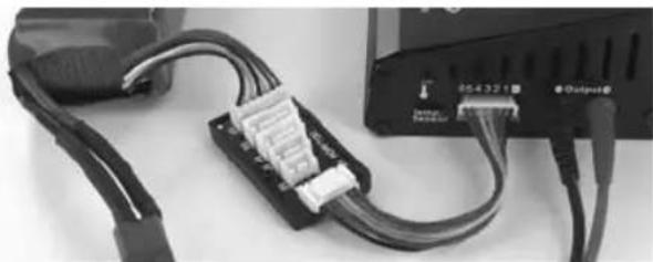Hitec X2 700 - Connecting the Balancer Socket - 3