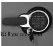 Master Lock LFW082FTC - Locking your safe - 2