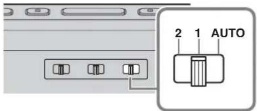 YAMAHA Restio ISX803D - REGOLAZIONE DELLA LUMINOSITA DEL DISPLAY DEL PANNELLO ANTERIORE - 1