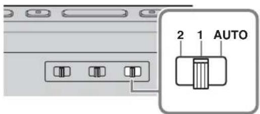 YAMAHA Restio ISX803D - AJUSTE DEL BRILLO DE LA PANTALLA DEL PANEL FRONTAL - 1