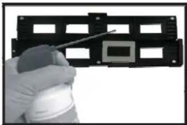 Reflecta 3in1 - 4: Loading Slides - 2