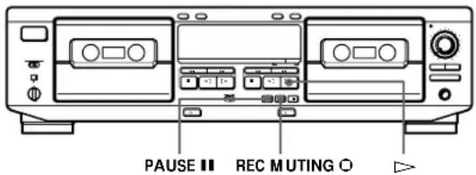 SONY TCWE525 - Inserción de espacios en blanco durante la grabación (Silenciamiento de la grabación) - 1