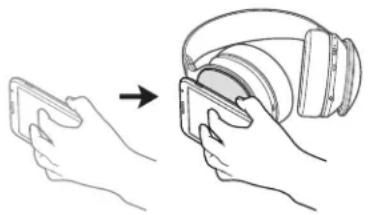 SAMSUNG Level Over - Connecting via the NFC feature - 1