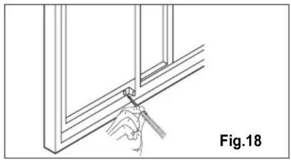 ELECTROLUX EXP09CKEWI - Installation in a double-hung sash window - 11