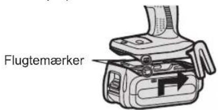 PANASONIC EY75A2 - Isætning og udtagning af batteripakningen - 1