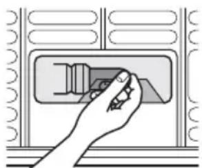 ELECTROLUX ECM 26131 - Byte av glödlampan - 1