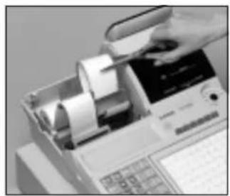 CASIO TKT500 - Pour remplacer le rouleau de la bande de contrôle - 6
