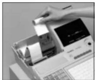 CASIO TKT500 - Pour remplacer le rouleau de la bande de contrôle - 10