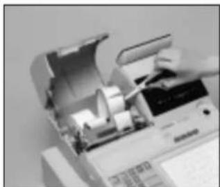 CASIO TK6000 - Pour remplacer le rouleau de la bande de contrôle - 6