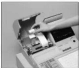 CASIO TK7000 - Pour remplacer le rouleau de reçus - 4